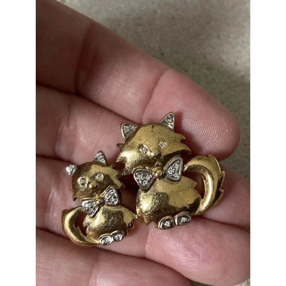 Gold Tone Cat Brooch Pin Rhinestone‎ Bow Mother Kitten Whimsical Novelty